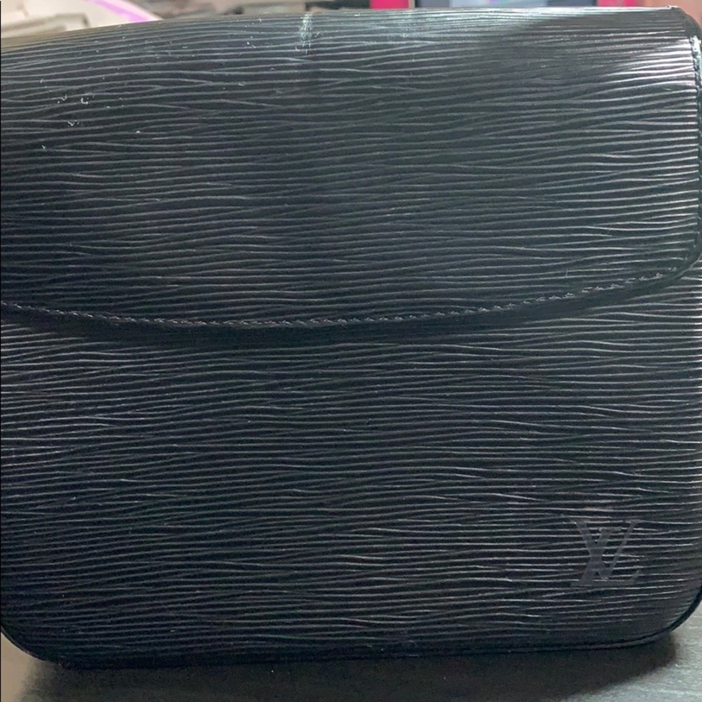 Louis Vuitton purse
